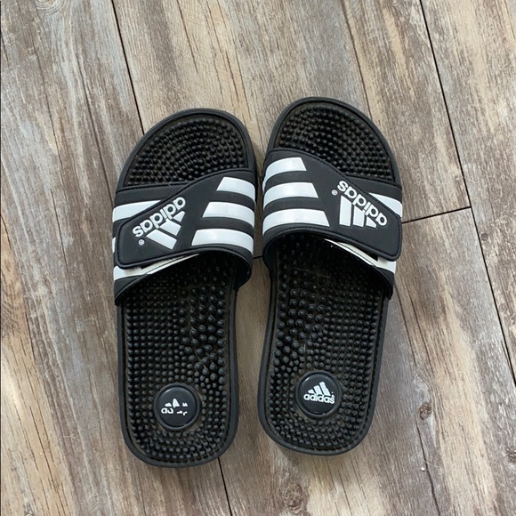 adidas adissage slides cheap